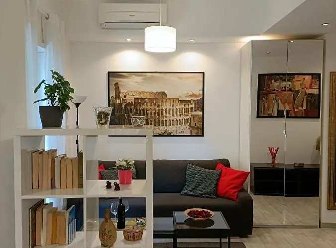 Vatican Break Bed & Breakfast