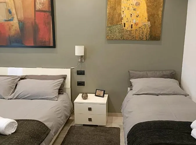Vatican Break Bed & Breakfast